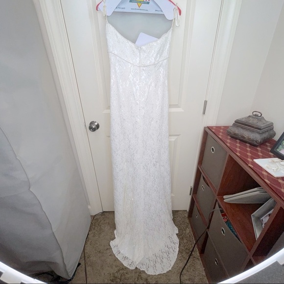 David’s Bridal Galina S8551 Allover Beaded Lace Sheath Empire Waist Strapeless - Picture 10 of 17